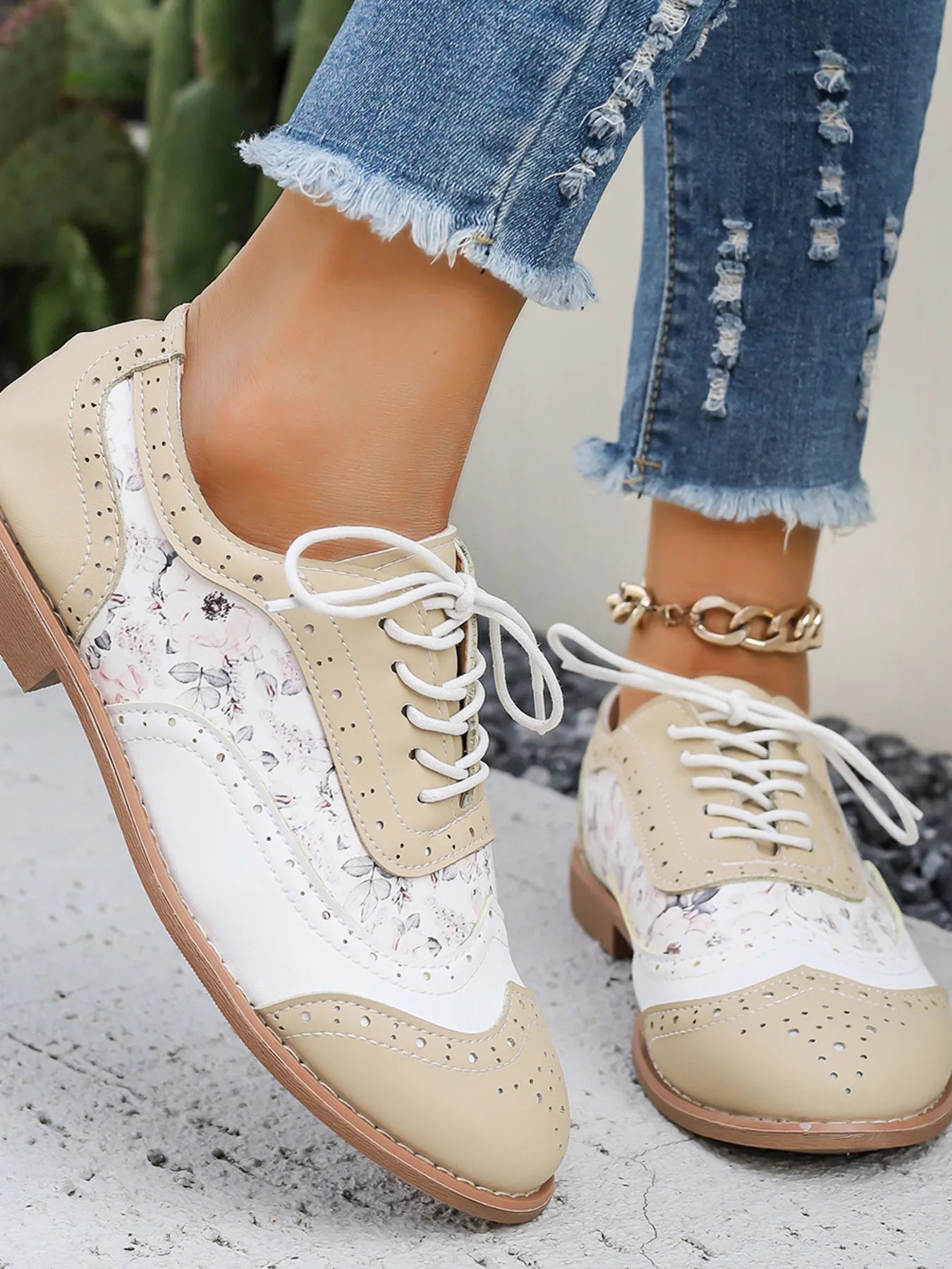 Lace - Up Detail Round Toe Sneakers - MDX Global Store
