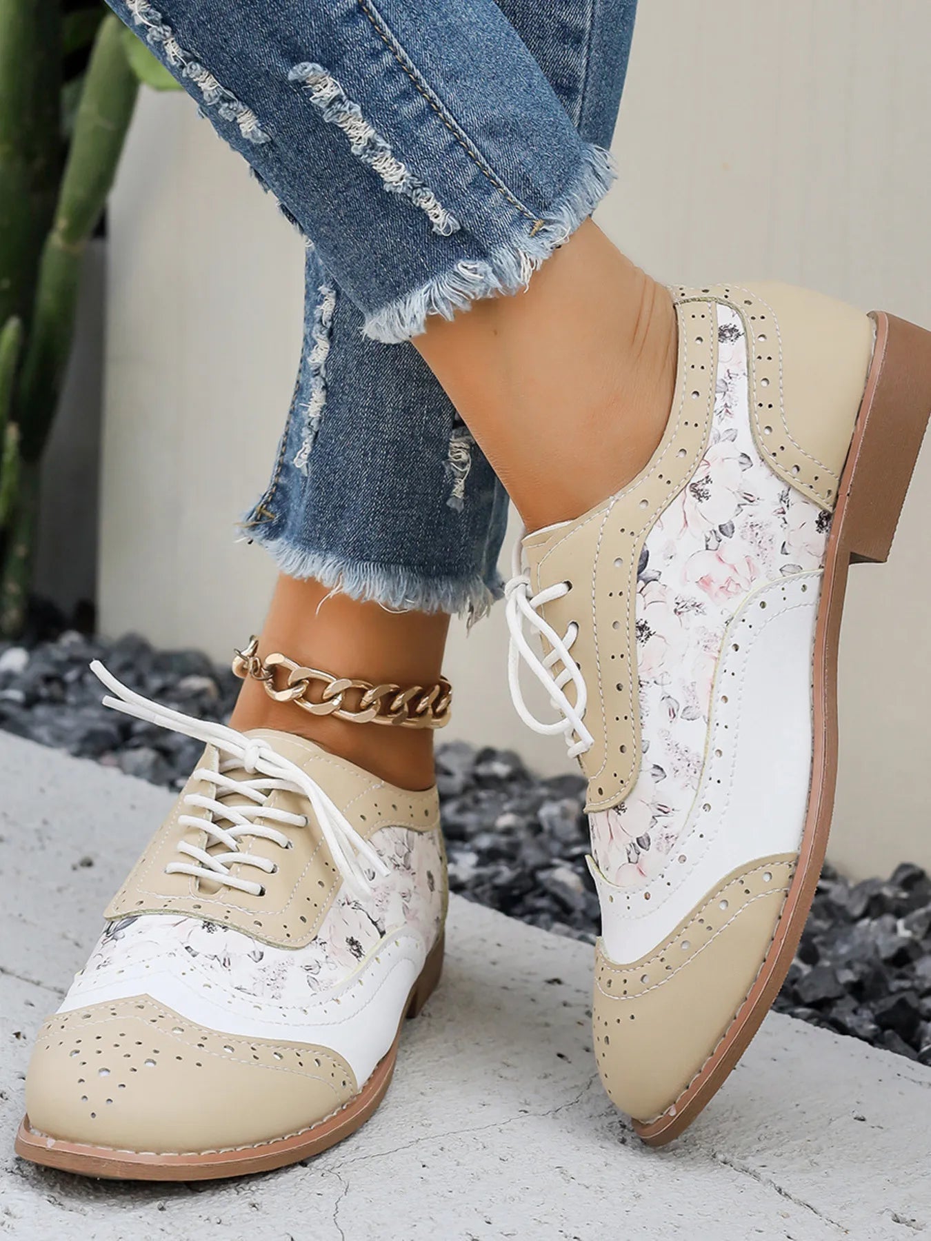 Lace - Up Detail Round Toe Sneakers - MDX Global Store