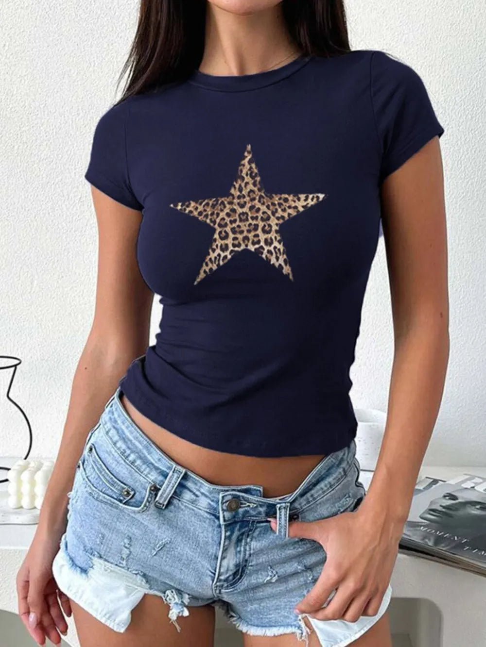 Devine Star Round Neck Short Sleeve T-Shirt - MDX Global Store