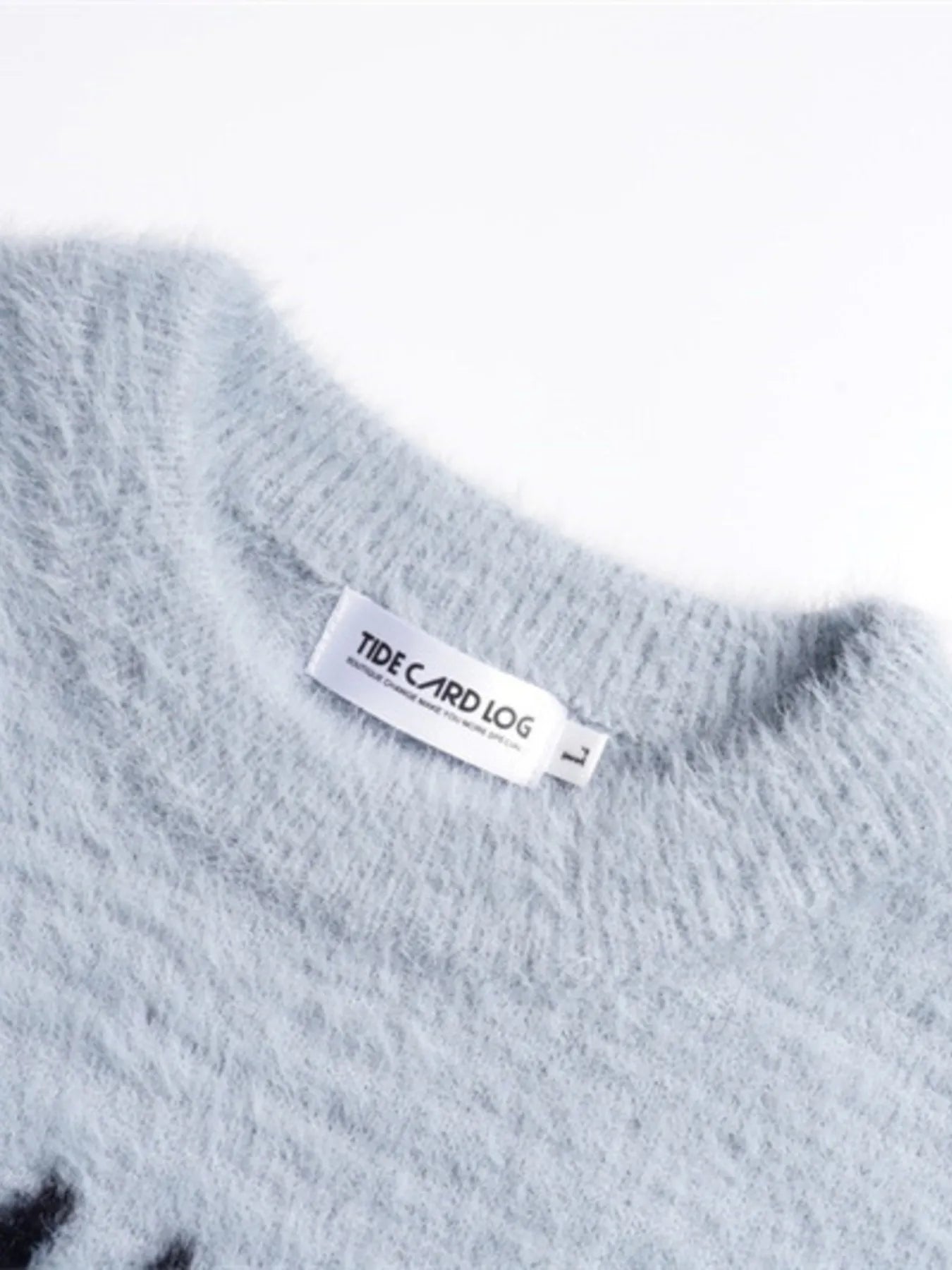 Men's Butterfly Fuzzy Round Neck Sweater - MDX Global Store