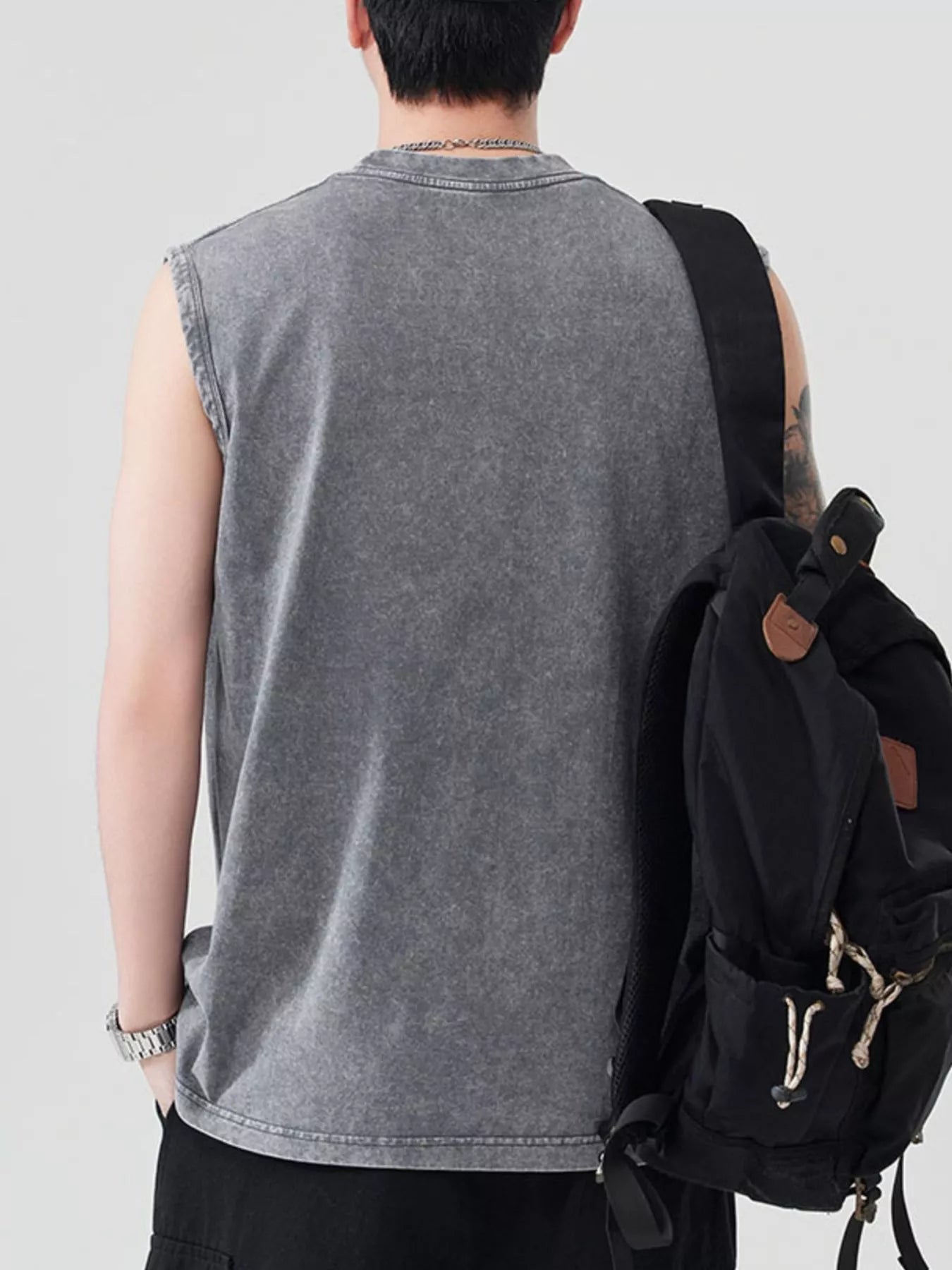 Men's Graphic Round Neck Tank - MDX Global Store